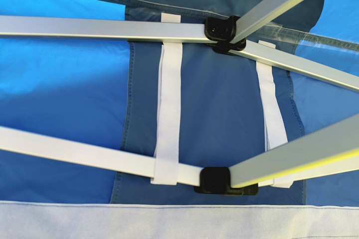 greitai sulankstoma palapinė