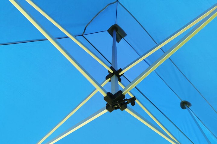 greitai sulankstomos palapinės